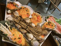 -围炉肉舍•炭烤活鳗•丹东海鲜烤肉(步行街店)