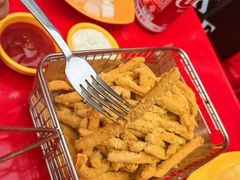 -BHC炸鸡(明洞总店)