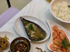 -覃记海鲜美食餐厅