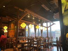 大堂-云海肴·汽锅鸡·云南菜(天山百盛优客店)