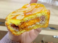 芋泥蛋黄酥-鲍师傅糕点(五角场店)