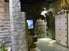 -暴风岛沉浸式体验馆(百联世纪店)