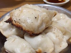 -黄阿姨锅贴大王(万航渡路店)