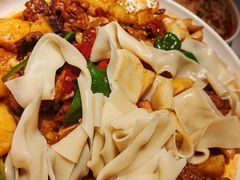 大盘鸡拌皮带面-西域阿里马新疆菜·清真(桂花路店)