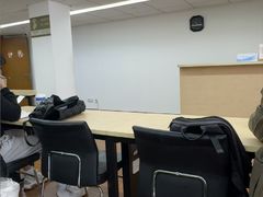 -上海市静安区图书馆(新闸路馆)