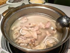-烹然四季椰子鸡火锅(姚家园万象汇店)