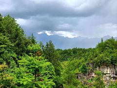 -梭布垭石林景区