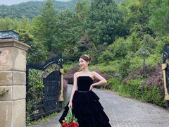 -梦娜斯庄园