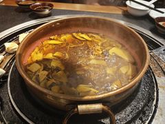 -阿山卓·野生菌火锅·纳西火塘烤肉