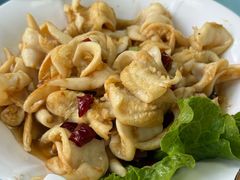 -崴海渔村(虹梅路店)