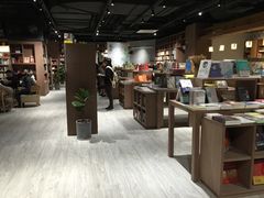 -漓江书院(三祺广场店)