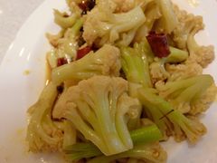 -闫府私房菜(经四路万达店)