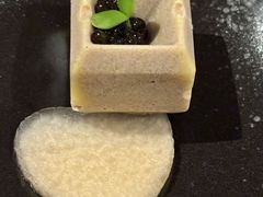 -玥轩YUE HIN(IFS国际金融中心店)