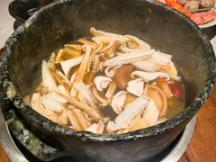 -芸山季·云南山珍菌火锅(人民广场来福士店)