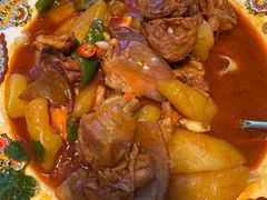 新疆大盘鸡-燕兰楼·清真西北融合菜(亚运村店)