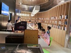 -涨巢·潮玩水疗局