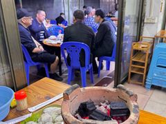 -雄伟美食(高沙中街店)