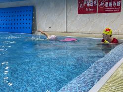 -子木乐园婴儿游泳馆(水晶港店)