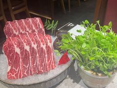 -牛村来人潮汕牛肉火锅(西单店)