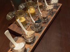 海盐-恰餐厅及酒吧 CHAR Bar & Grill (北京丽都皇冠假日店)