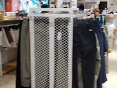 -BIGOFFS 超级折扣(仁恒伊势丹店)