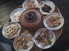 -一坐一忘云南菜(嘉里中心店)