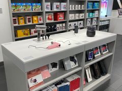 -Apple授权专营店(五彩城店)