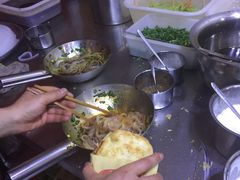 -张婆婆香酥锅盔(平福路店)