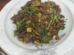 -湖南人家湘菜馆(镇江路店)