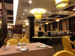 -假日花园主题餐厅