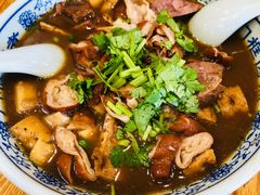 卤煮火烧-门框胡同百年卤煮(新街口店)