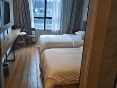 -凯亚斯顿酒店(深圳罗湖水贝国际珠宝城店)