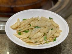 清炒茭白-好灶头妈妈菜·千岛湖柴火鱼餐厅(桐庐店)