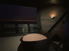-上海滴水湖皇冠假日酒店