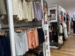 -优衣库(上海虹口龙之梦店)