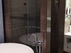 -珠海棕泉水疗酒店(拱北口岸高铁站店)