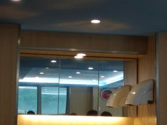 -喜士多便利店(上海虹桥枢纽国展中心云和夜泊酒店店)