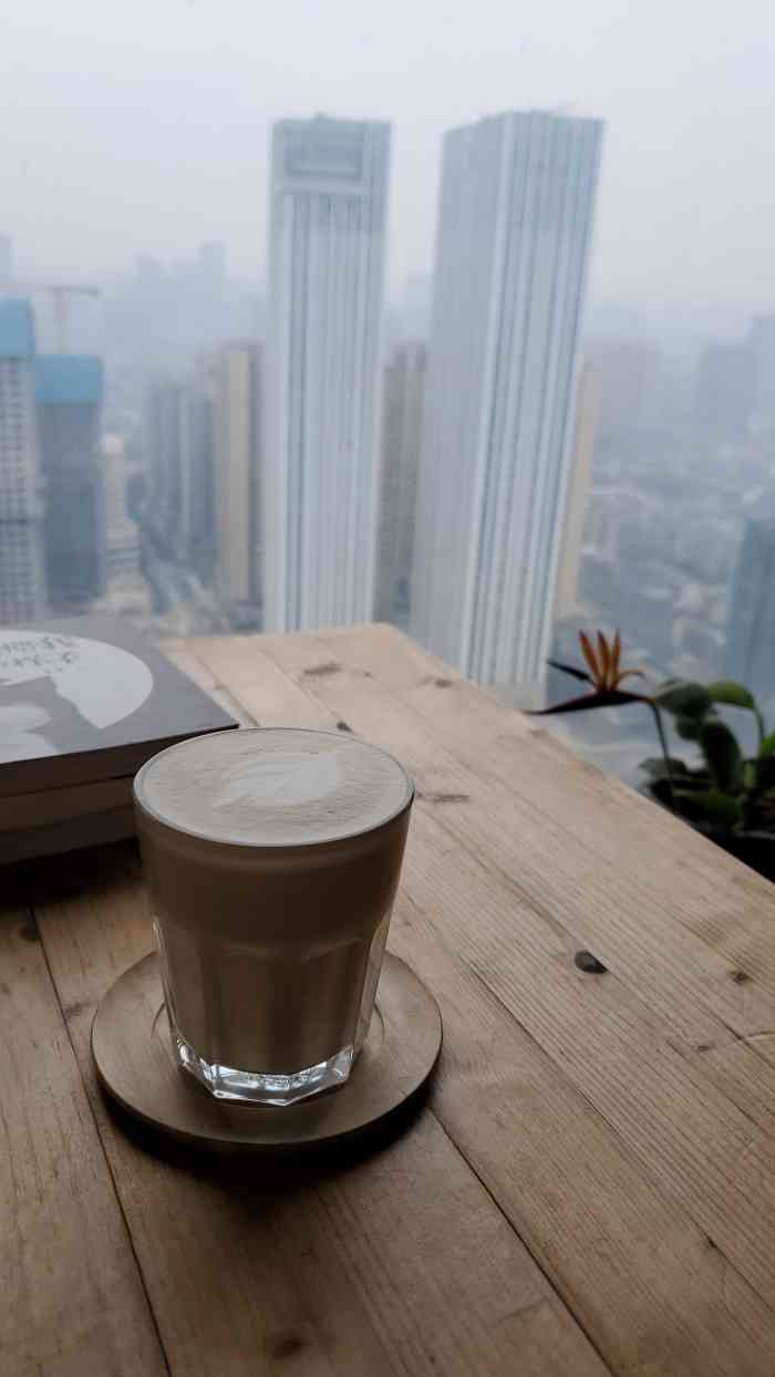 云端小馆hifanshouse(世茂店)-"位置不是很好找,酒馆装修一般般而且