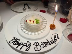 -弦月窗LUNETTE BY AMANDA(复兴路店)