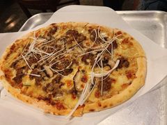 -I HOLIC艾豪丽披萨(KKone店)