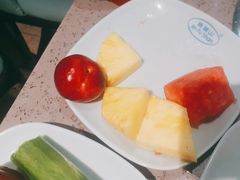 -金滏山烤肉·海鲜·火锅自助餐厅(襄阳万达店)