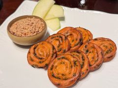 鸭肝酱伴葱油饼-杭州西子湖四季酒店·金沙厅