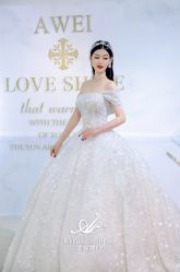 -LOVE SHINE婚纱·红鼎庄龙凤褂·妈妈装定制
