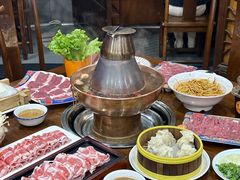 -老楼羊蝎子·铜锅涮肉•20年专注羊肉(惊驾路店)