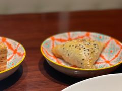 酥皮羊肉烤包子-那拉提之疆·新疆菜(美院店)