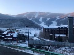 -中旅松花湖滑雪场