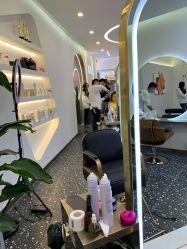 -YO HAIR SALON