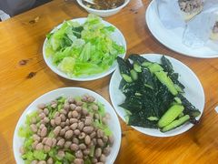 小菜拼盘-京东一绝西海子西园烧饼夹肉