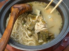 -周鱼小馆石锅酸菜鱼(活力汇店)