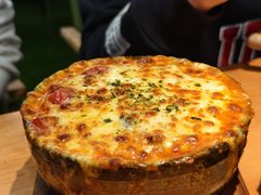 -Dragon Pizza•圆脸龙披萨·牛排餐厅
